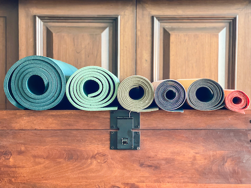 What should be the thickness of a yoga mat